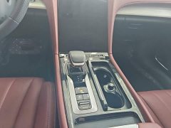 FAW Hongqi H5 PHEV 130 Super Hybrid Edition - ფოტო 16