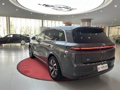Li Auto L8 Pro - ფოტო 7