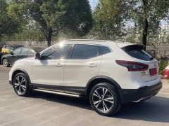 Nissan Qashqai 2.0L CVT XV Premium Luxury - ფოტო 7
