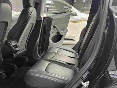 Tesla Model Y Long Range All-Wheel Drive - ფოტო 14