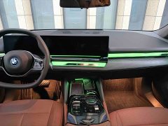 BMW i5 eDrive 35L Luxury Edition Premium Package - ფოტო 10