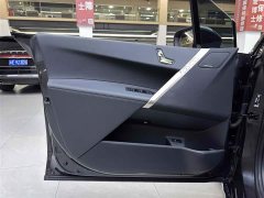 BMW iX xDrive40 - ფოტო 14