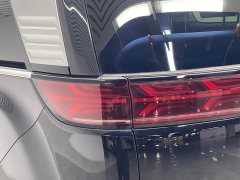 Denza BYD Denza D9 DM-i 1050 Premium - ფოტო 20
