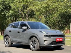 Lynk & Co Geely Lynk & Co 06 EM-P PHEV 84KM Range Pro - ფოტო 3