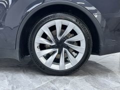 Tesla Model Y Long Range All-Wheel Drive Launch Edition - ფოტო 13