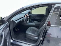 Tesla Model Y Long Range All-Wheel Drive Launch Edition - ფოტო 16