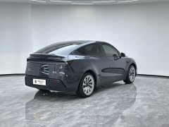Tesla Model Y Long Range All-Wheel Drive Launch Edition - ფოტო 2