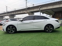 Hyundai Elantra 2022 1.5L CVT GLX Elite - ფოტო 7