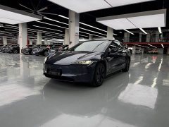 Tesla Model 3 Rear-Wheel Drive - ფოტო 1