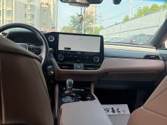 Lexus ES 200 Premium Edition - ფოტო 9