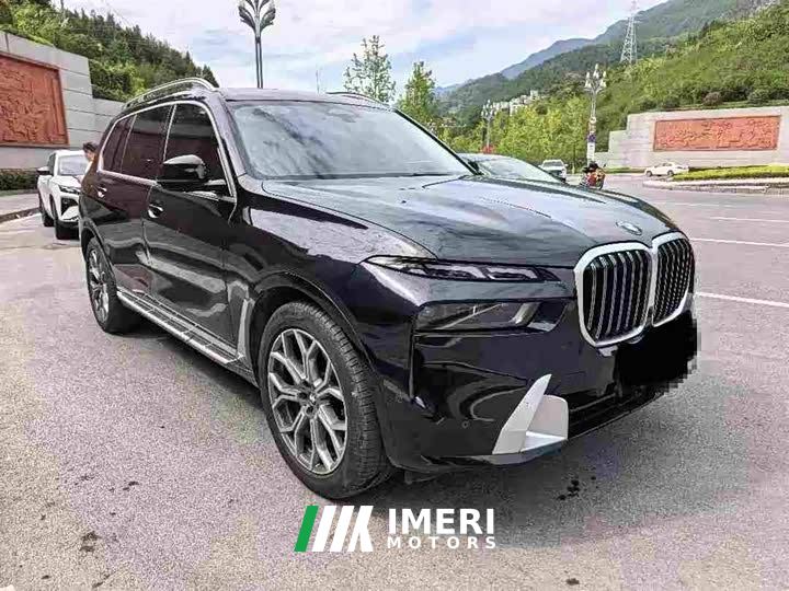 BMW X7 xDrive40i Premier Luxury Package