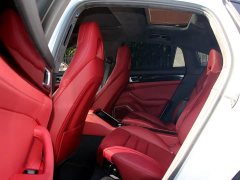 Porsche Panamera GTS 4.0T - ფოტო 8