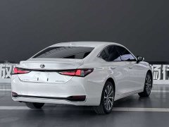 Lexus ES 2020 300h Premium Edition - ფოტო 3
