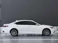 Lexus ES 2020 300h Premium Edition - ფოტო 5