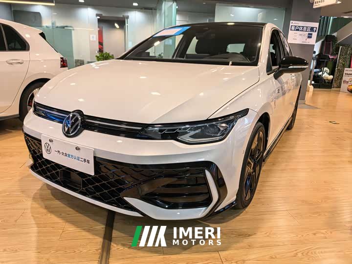 Volkswagen Golf 300TSI R-Line - ავტომობილი ჩინეთიდან