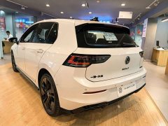 Volkswagen Golf 300TSI R-Line - ფოტო 5