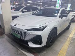 Changan UNI-V Smart Electric iDD 1.5T 113km Smart Fun Edition - ფოტო 1
