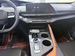 Changan UNI-V Smart Electric iDD 1.5T 113km Smart Fun Edition - ფოტო 14