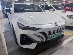 Changan UNI-V Smart Electric iDD 1.5T 113km Smart Fun Edition - ფოტო 3