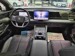 BYD Qin L DM-i Smart Drive Edition 120KM Superior - ფოტო 6