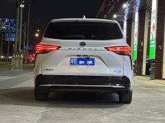 Toyota Sienna 2024 2.5L Hybrid Premium Luxury Edition - ფოტო 3