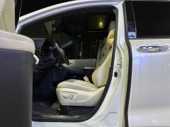 Toyota Sienna 2024 2.5L Hybrid Premium Luxury Edition - ფოტო 5