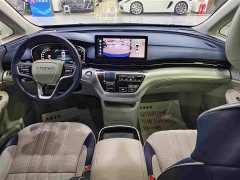 SAIC MG iMAX8 400TGI Huanju Edition - ფოტო 6