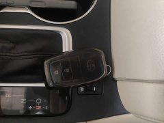 Toyota Highlander 2.0T AWD Luxury 7-Seater - ფოტო 8
