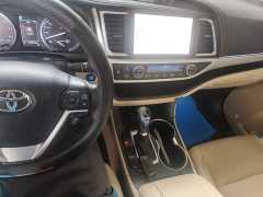 Toyota Highlander 2.0T AWD Luxury 7-Seater - ფოტო 9
