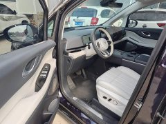 Voyah Lantu Dreamchaser PHEV AWD Luxury Kunpeng Edition - ფოტო 14