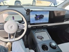 Voyah Lantu Dreamchaser PHEV AWD Luxury Kunpeng Edition - ფოტო 9