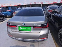 BMW 7 Series 730Li Luxury Package - ფოტო 5