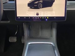 Tesla Model Y Long Range All-Wheel Drive - ფოტო 15