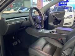 Tesla Model Y Long Range All-Wheel Drive - ფოტო 9