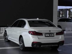 BMW 5 Series 530Li Premier M Sport Package - ფოტო 4
