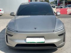 Tesla Model Y L Long Range All-Wheel Drive - ფოტო 2