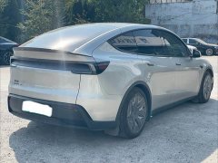Tesla Model Y L Long Range All-Wheel Drive - ფოტო 3