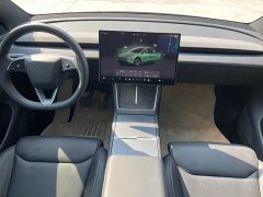Tesla Model Y L Long Range All-Wheel Drive - ფოტო 8