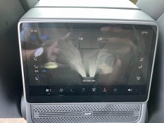 Tesla Model Y L Long Range All-Wheel Drive - ფოტო 9
