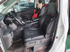 Honda Odyssey 2.0L e:HEV Sharp Premium Edition - ფოტო 14