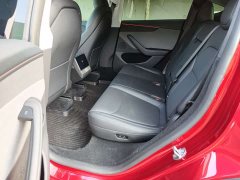 Tesla Model Y Rear-Wheel Drive - ფოტო 8