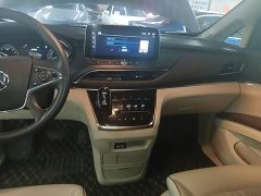 Buick GL8 Land Executive Cabin 652T Luxury - ფოტო 12