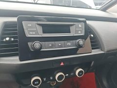 Honda Fit 1.5L CVT Trend Edition - ფოტო 12