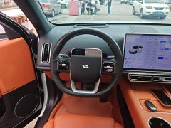 Li Auto L6 Max - ფოტო 10