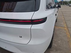 Li Auto L6 Max - ფოტო 7