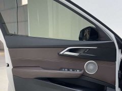 BMW 1 Series 120i M Sport Night Edition - ფოტო 13
