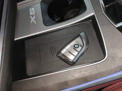 BMW X5 xDrive 30Li Luxury M Sport Package - ფოტო 8
