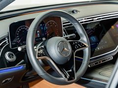 Mercedes-Benz E-Class E 300 L Luxury - ფოტო 11
