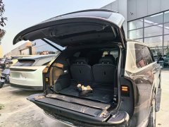 Zeekr 9X 2025 Hyper Edition 70kWh Six-Seater - ფოტო 18