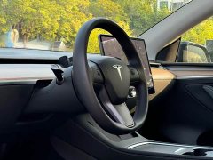 Tesla Model Y Standard Range RWD - ფოტო 12